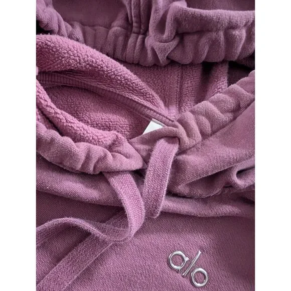 Alo Yoga Accolade Hoodie Soft Mulberry, XS (A8) - Picture 7 of 9